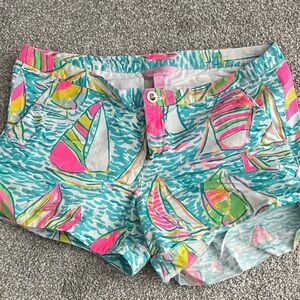 Lilly Pulitzer Vibrant Sailboat Print Women's Shorts